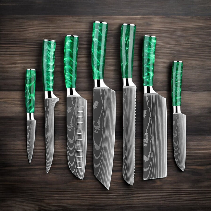 Kuro Forge 1-8 Piece Emerald Green Knife Set