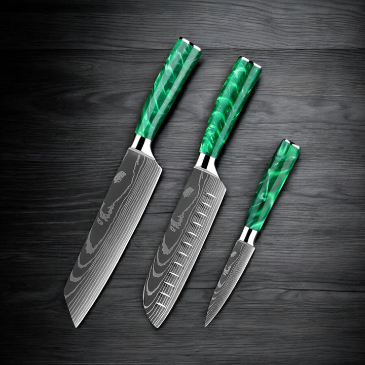 Kuro Forge 1-8 Piece Emerald Green Knife Set